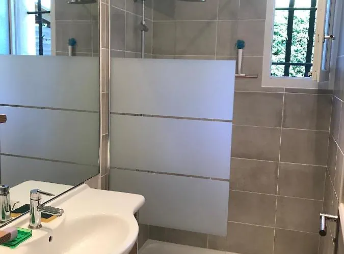 Beau T2 Meublé Récent Appartamento